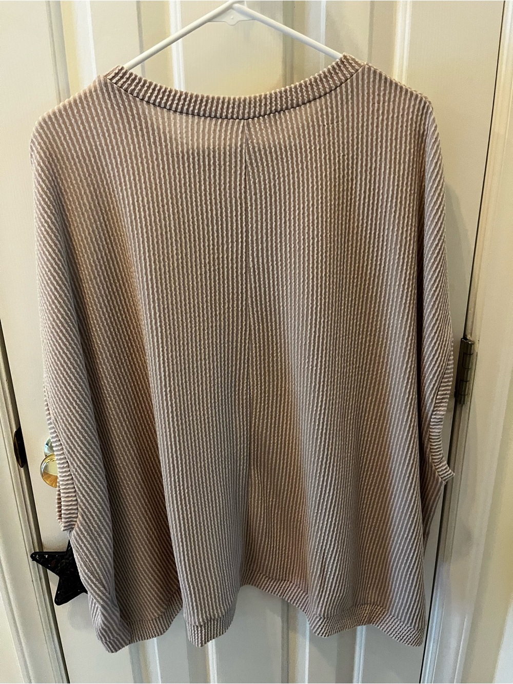 Three Bird Nest Oversized Ribbed Top - Picture 2 of 3